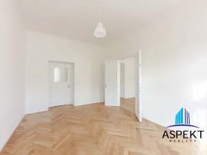 Pronájem bytu 2+1, Praha - Smíchov, Zborovská, 70 m2