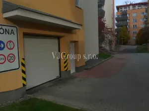 Pronájem garážového stání, Praha - Stodůlky, Harmonická, 15 m2