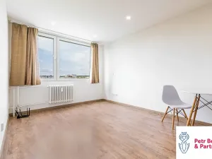 Prodej bytu 2+kk, Rakovník, V Lukách, 41 m2
