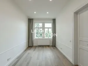 Pronájem bytu 4+kk, Praha - Vinohrady, náměstí Jiřího z Poděbrad, 107 m2