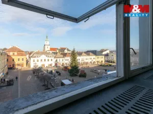 Prodej kanceláře, Bruntál, nám. Míru, 720 m2