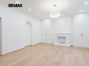 Prodej rodinného domu, Praha - Žižkov, V zeleni, 148 m2