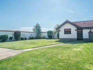 Pronájem vily, Horoměřice, 280 m2
