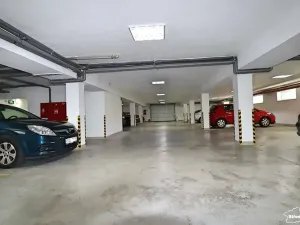 Pronájem bytu 1+kk, Praha - Újezd nad Lesy, Staroújezdská, 43 m2