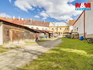 Prodej činžovního domu, Doksy, náměstí Republiky, 235 m2
