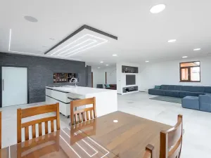 Prodej obchodního prostoru, Velké Přítočno, 350 m2