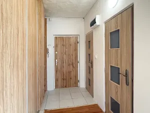 Pronájem bytu 2+1, Kadaň, Chomutovská, 56 m2