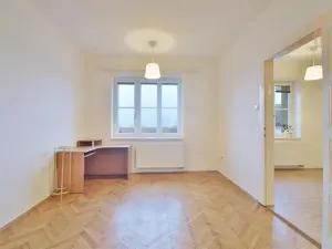 Pronájem bytu 2+kk, Praha - Žižkov, Lucemburská, 49 m2