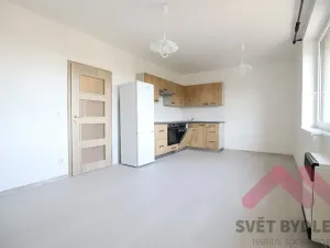Pronájem bytu 1+kk, Praha - Hloubětín, Pokorného, 34 m2