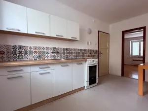 Pronájem bytu 2+1, Písek, Erbenova, 57 m2