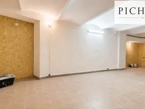 Prodej obchodního prostoru, Karlovy Vary, Moravská, 71 m2
