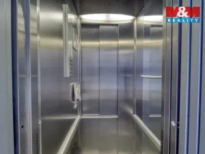 Prodej bytu 2+kk, Praha, Sazovická, 47 m2