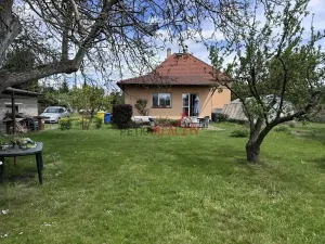 Prodej rodinného domu, Jirny, V Alejích, 158 m2