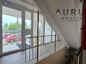 Prodej bytu 2+kk, Praha - Chodov, V průčelí, 46 m2