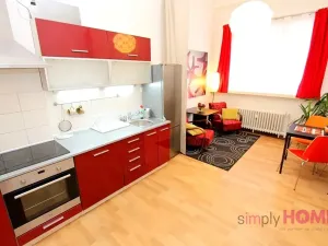 Pronájem bytu 2+kk, Praha - Karlín, Sokolovská, 40 m2