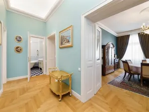 Prodej bytu 3+1, Karlovy Vary, Vítězná, 89 m2