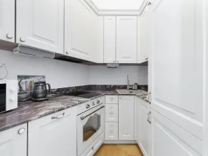 Prodej bytu 3+1, Karlovy Vary, Vítězná, 89 m2