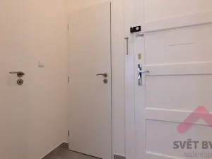 Pronájem bytu 2+kk, Praha - Vršovice, Tolstého, 40 m2