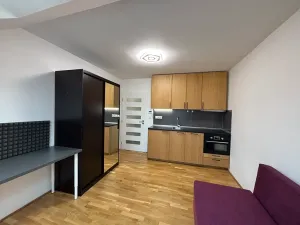 Pronájem bytu 1+kk, Praha - Smíchov, Kotevní, 22 m2