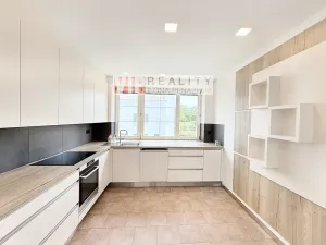 Pronájem bytu 2+1, Brno, Tůmova, 97 m2