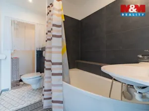 Pronájem bytu 2+1, Cheb, Riegerova, 52 m2