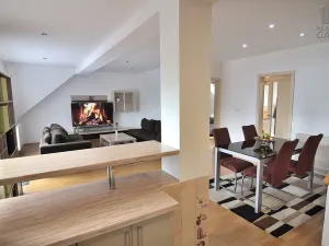 Prodej rodinného domu, Krupka, Letná, 204 m2