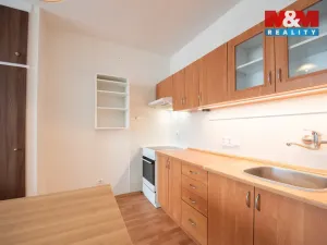 Pronájem bytu 2+kk, Hradec Králové - Třebeš, třída Edvarda Beneše, 50 m2