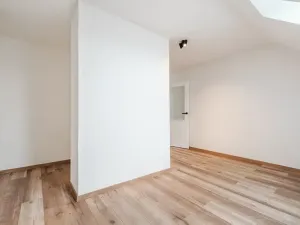 Pronájem bytu 3+kk, Praha - Vršovice, Rostovská, 79 m2