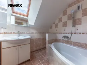 Pronájem bytu 4+kk, Ovčáry, 128 m2