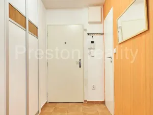 Prodej bytu 2+1, Praha - Holešovice, U měšťanského pivovaru, 86 m2