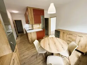 Pronájem bytu 4+1, Strakonice, Mlýnská, 80 m2