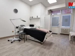 Pronájem obchodního prostoru, Český Těšín, Kysucká, 28 m2