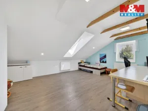 Prodej rodinného domu, Lužnice, 266 m2