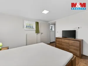 Prodej rodinného domu, Lužnice, 266 m2