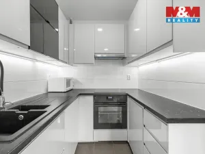 Prodej bytu 3+kk, Praha - Ruzyně, U silnice, 64 m2