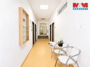 Pronájem obchodního prostoru, Jičín - Valdické Předměstí, Tylova, 18 m2