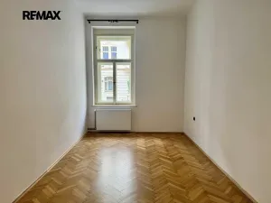 Pronájem bytu 2+1, Praha - Vinohrady, Krkonošská, 70 m2