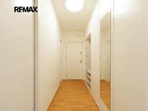 Prodej bytu 2+kk, Praha - Záběhlice, Jabloňová, 50 m2