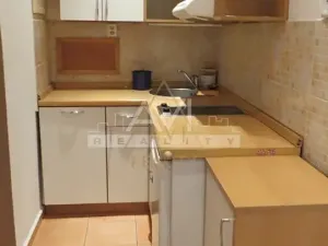 Pronájem bytu 2+1, Praha - Vršovice, Žitomírská, 51 m2