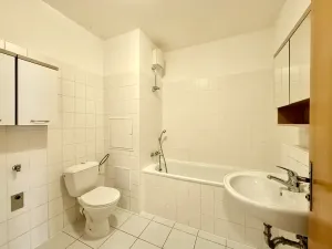 Prodej bytu 2+kk, Praha - Troja, Velká skála, 48 m2