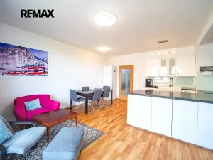 Prodej bytu 4+kk, Praha - Strašnice, Zvěřinova, 92 m2