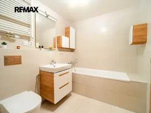 Prodej bytu 4+kk, Praha - Strašnice, Zvěřinova, 92 m2