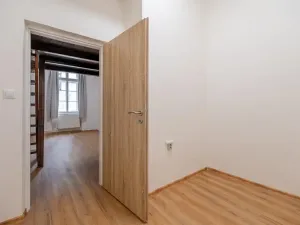 Pronájem bytu 4+1, Praha - Vyšehrad, Vratislavova, 101 m2