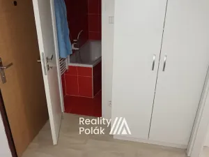 Pronájem bytu 2+kk, Liberec, Burianova, 43 m2