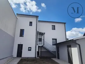 Prodej bytu 3+kk, Rudolfov, Děkanská, 79 m2