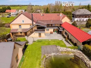 Prodej rodinného domu, Frymburk, 362 m2