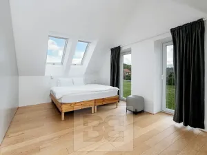 Prodej rodinného domu, Nezabudice, 177 m2
