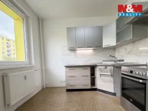 Prodej bytu 2+1, Klášterec nad Ohří, Družstevní, 60 m2