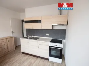Pronájem bytu 1+1, Hradec Králové - Pražské Předměstí, Vocelova, 36 m2