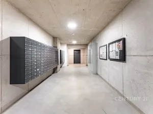 Pronájem bytu 3+kk, Praha - Vysočany, Kolbenova, 64 m2